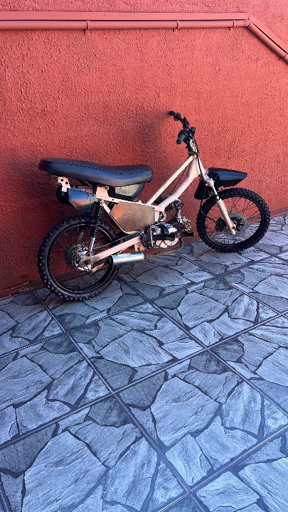 Huesito Andando Flama Flama — foto 1