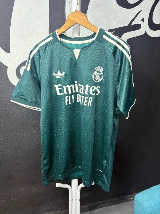 Camiseta Real Madrid Adidas – Edición Verde