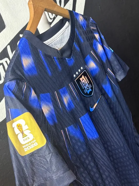 **camiseta Uruguay Nike – Edición Especial Azul — foto 3