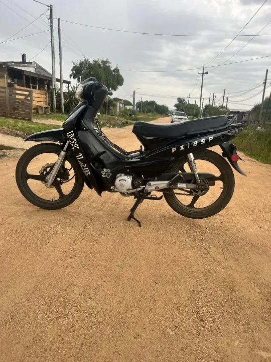 Px 125f 2023 — foto 3